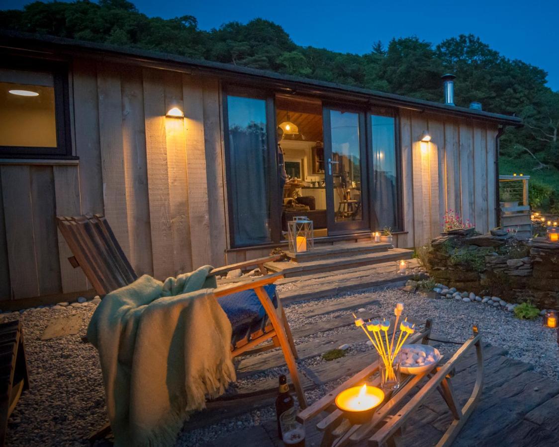 Little Kestrel Cabin Pennal 외부 사진